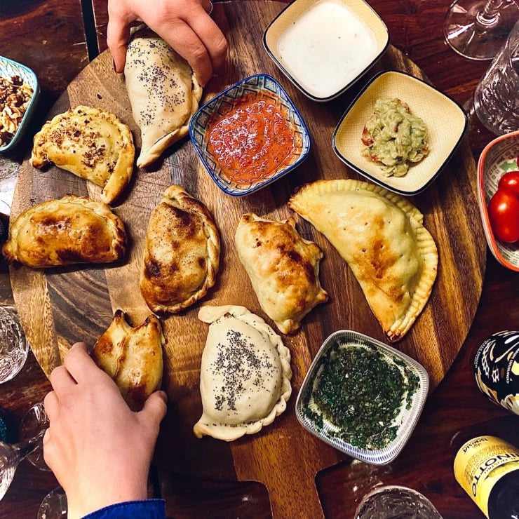 MAQUINA PARA EMPANADAS ELECTRICO Dough Master® 🥟