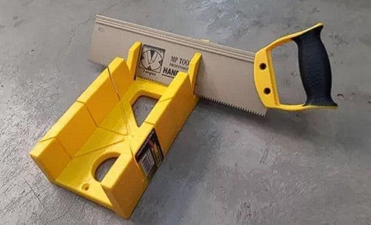 CAJA INGLETE MANUAL 12" EN ABS + CERRUCH0 📐