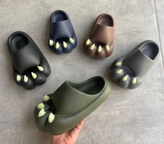Sandalias de garra fosforescentes